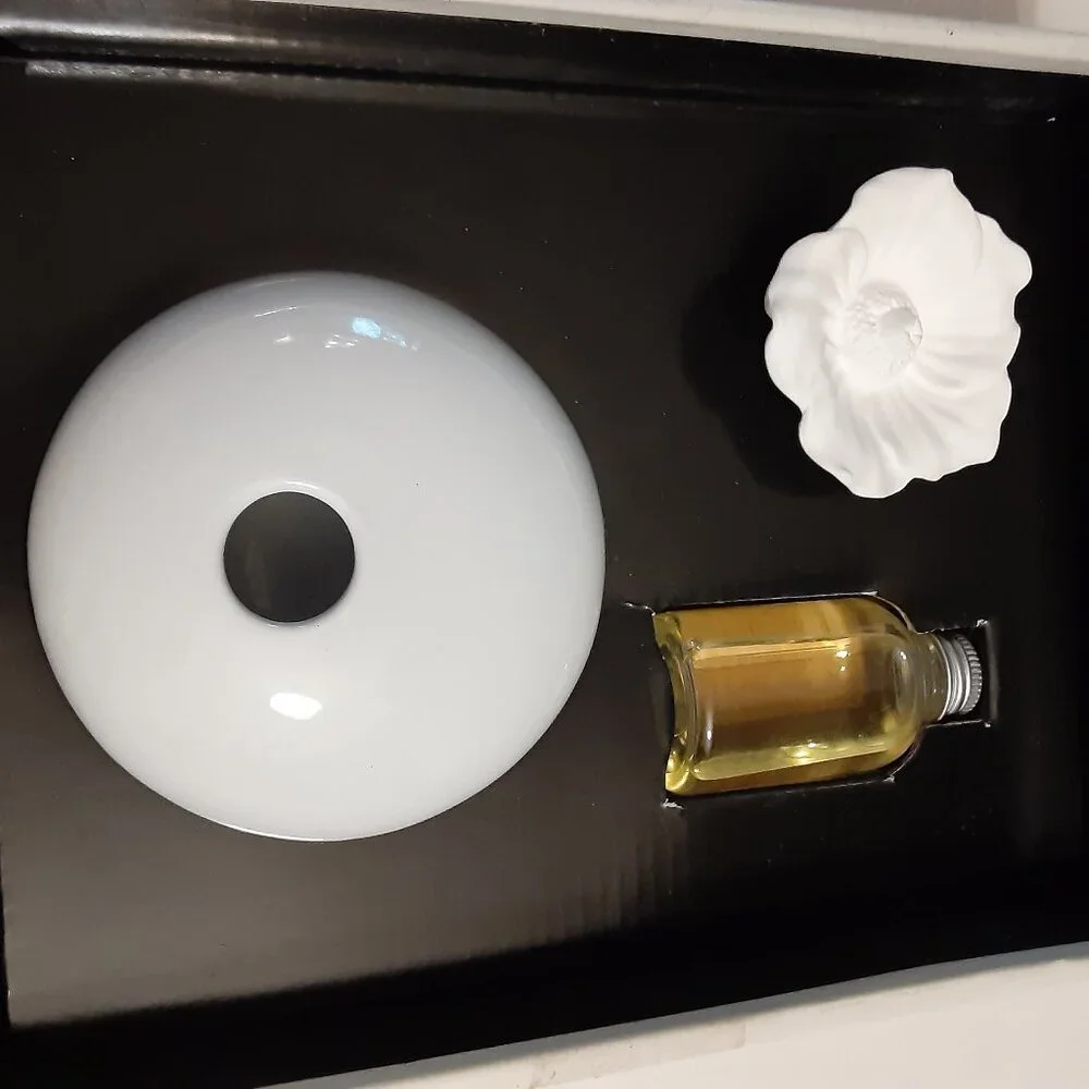 Aroma Porcelain Diffuser Flower with Fragrance Oil